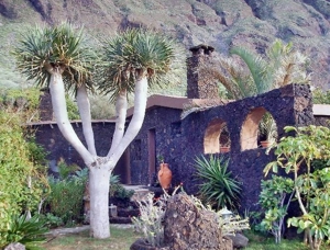 Anwesen mit Pool und Panoramablick auf El Hierro Bild 1