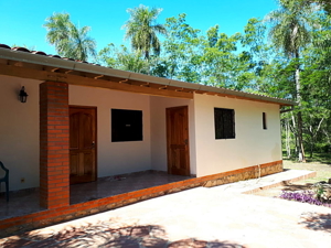 Haus in guter Lage in Acahay / Paraguay Bild 2