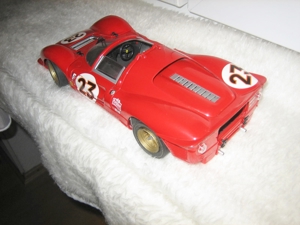 Modellauto 1:18-- Ferrari 330 P4 Siehe dazu die Fotos Bild 11