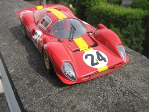 Modellauto 1:18-- Ferrari 330 P4 Siehe dazu die Fotos Bild 6
