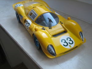 Modellauto 1:18-- Ferrari 330 P4 Siehe dazu die Fotos Bild 5