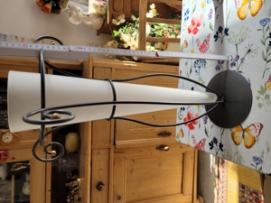 Vase mit Metallfassung.