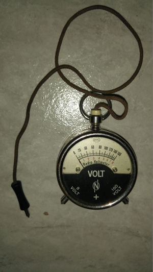 Taschenvoltmeter Radio-Voltmeter, Neuberger Josef, Meßgerät Bild 2