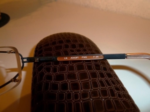 JOOP-Brillengestell randlos (und doch mit Rand), unisex, schwarz-braun-gold, original Bild 2