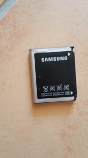 Samsung originaler Akku unbenutzt sowie benutzter Akku für Samsung Handy GT-S5230
