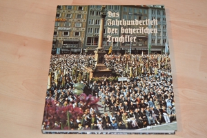 Verkaufe Buch Das Jahrhundertfest der bayerischen Trachtler am 3. Juli 1983 in München Bild 1