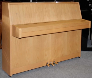 Klavier Yamaha B1, 109 cm, Buche satiniert, Baujahr 2008, 5 Jahre Garantie Bild 2