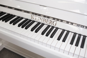 Klavier Weinberg U 110 T, weiß poliert, 5 Jahre Garantie Bild 3