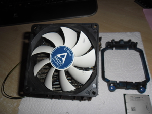 AMD CPU Phenom -II V6 1055 T u. F9 Silent Arctic Kühler mit 6 Pipe Kühlkörper Bild 5