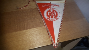 Sammlung Fussball Wimpel von früher- Stück--Siehe die Bilder der Wimpel & Vereine Bild 5