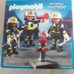 Playmobil Feuerwehrteam Bild 1