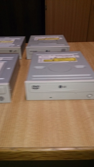 DVD-Brenner, CD-Laufwerke für PC, gebraucht, ohne Garantie Bild 7