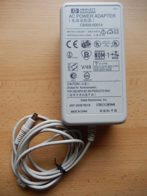 verschiedene Adapter oder Netzteile 18 Volt, 1100 mA, 16 V, 12 V, 9 V, u.a. Bild 3