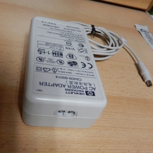 verschiedene Adapter oder Netzteile 18 Volt, 1100 mA, 16 V, 12 V, 9 V, u.a. Bild 4