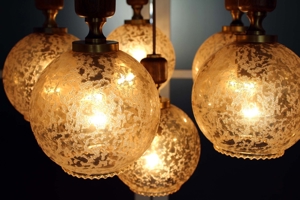 Kaskadenlampe aus früheren Tagen 60er Jahre - herrliche Gläser Bild 6