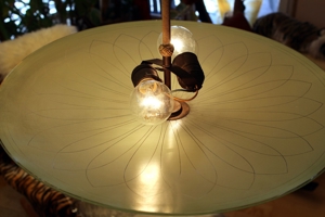 herrliche alte Lampe mit großem Glasschirm - Erbstück - ein Traum Bild 3
