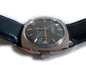 Blaue Armbanduhr von Zeno Automatic Bild 3