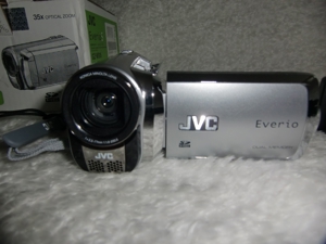JVC Digitalkamera mit 2 SD Karten Slots mit viel Zubehör Bild 7