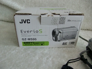 JVC Digitalkamera mit 2 SD Karten Slots mit viel Zubehör Bild 8