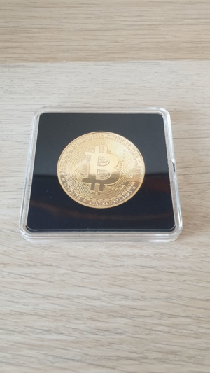 NEU Bitcoin Münze Sammlerobjekt im Plastikgehäusedeckel Bild 2