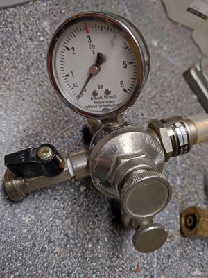 Zwei verschiedene Druckminderer für Bierzapfanlage zu verkaufen Bild 5
