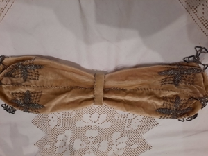 alte antike Geldkatze mit Perlenstickerei / Geldbeutel Bild 3