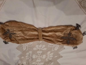 alte antike Geldkatze mit Perlenstickerei / Geldbeutel