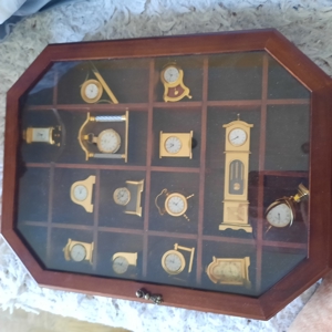 Miniatur Uhren Gold Optik Konvolut Bild 9