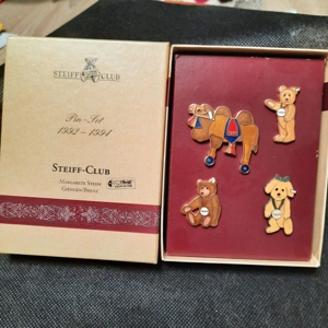 Steiff Club Pin