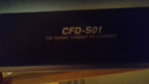 Sony CDF-S01 CD und Cassetten Player und Panasonic RC-CD 350 CD Radiowecker Bild 4