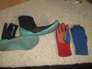 Surfhand - und Surfschuhe