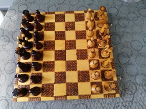 Schach Schachspiel aus Holz guter Zustand Bild 2