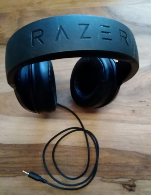 Headset RAZER für PS4 OHNE Funktion - defekt Bild 2