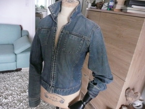 Stylische Jeansjacke von Only, Größe S Bild 1