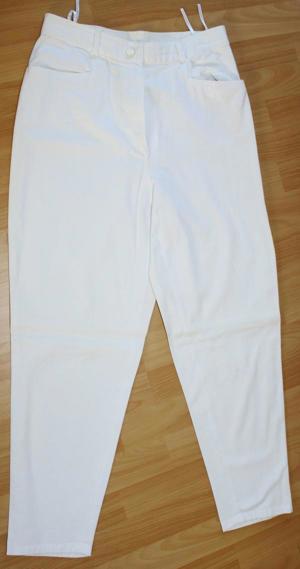 sommerleichte Jeans weiß Gr. 40 - schmaler Beinabschluß / Baumwolle