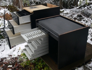 Schreibtisch-Unterbau-Elemente, schwarz, mit 3 Schubladen + 7 Papierablagen, IKEA Bild 3