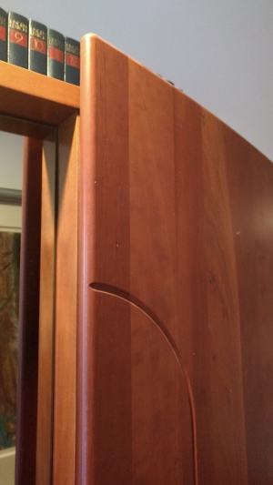 Schöner Garderobenschrank Bild 9
