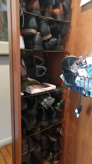 Schöner Garderobenschrank Bild 5