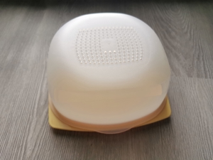 TUPPERWARE CheeSmart Server Mini Käse-Behälter Bild 3
