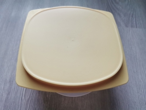 TUPPERWARE CheeSmart Server Mini Käse-Behälter Bild 2
