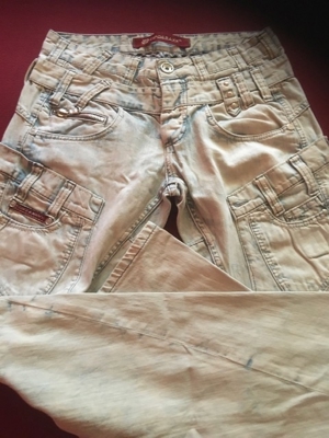 JEANS *AUSGEFALLENE MODELLE VERSCHIEDENE GRÖSSEN* Bild 2
