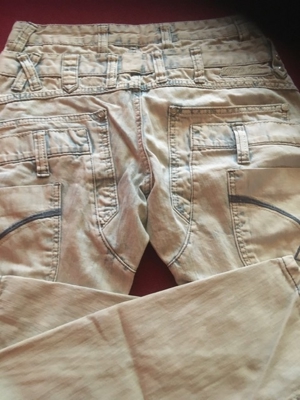 JEANS *AUSGEFALLENE MODELLE VERSCHIEDENE GRÖSSEN* Bild 3