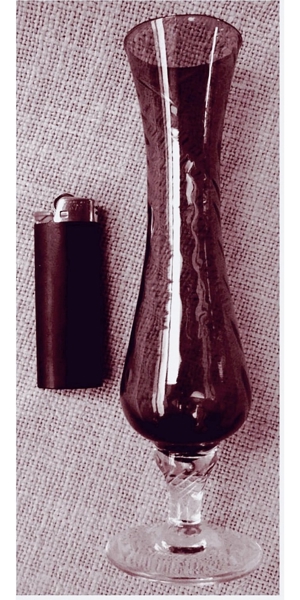 Glas-Vase in dunkelkarminrot - ca. 20 cm Länge - Mit Karo-Feinstruktur Bild 4