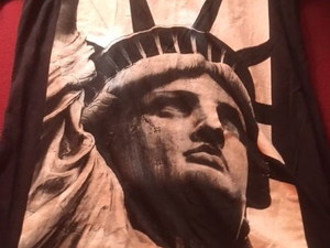 T-SHIRT GRÖSSE S *LONGSHIRT*