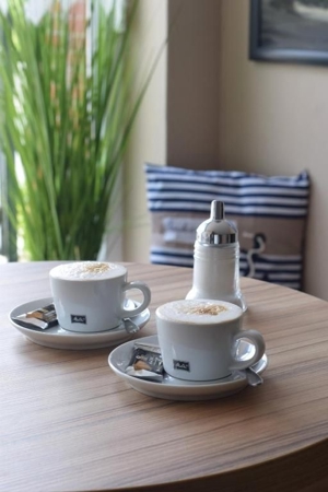 Hotel in Wilhelmshaven mit direktem Meerblick Bild 2