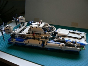 LEGO TECHNIK Frachtflugzeug 2in1-Set 42025 Bild 3