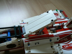 LEGO TECHNIC Bauset 42020 2 in 1 Wasserflugzeug Bild 4