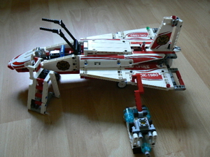 LEGO TECHNIC Bauset 42020 2 in 1 Wasserflugzeug Bild 2