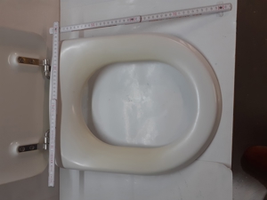 GEBERIT-WC-Deckel, weiss, Top-Qualität, sehr stabil und gut erhalten, mit NIRO-Scharnieren Bild 11
