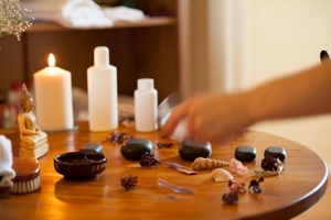 Massagen in Berlin Massage für Ihr Wohlbefinden: Lomi Lomi Nui, Aromaöl - Ayurveda, klassische Bild 5